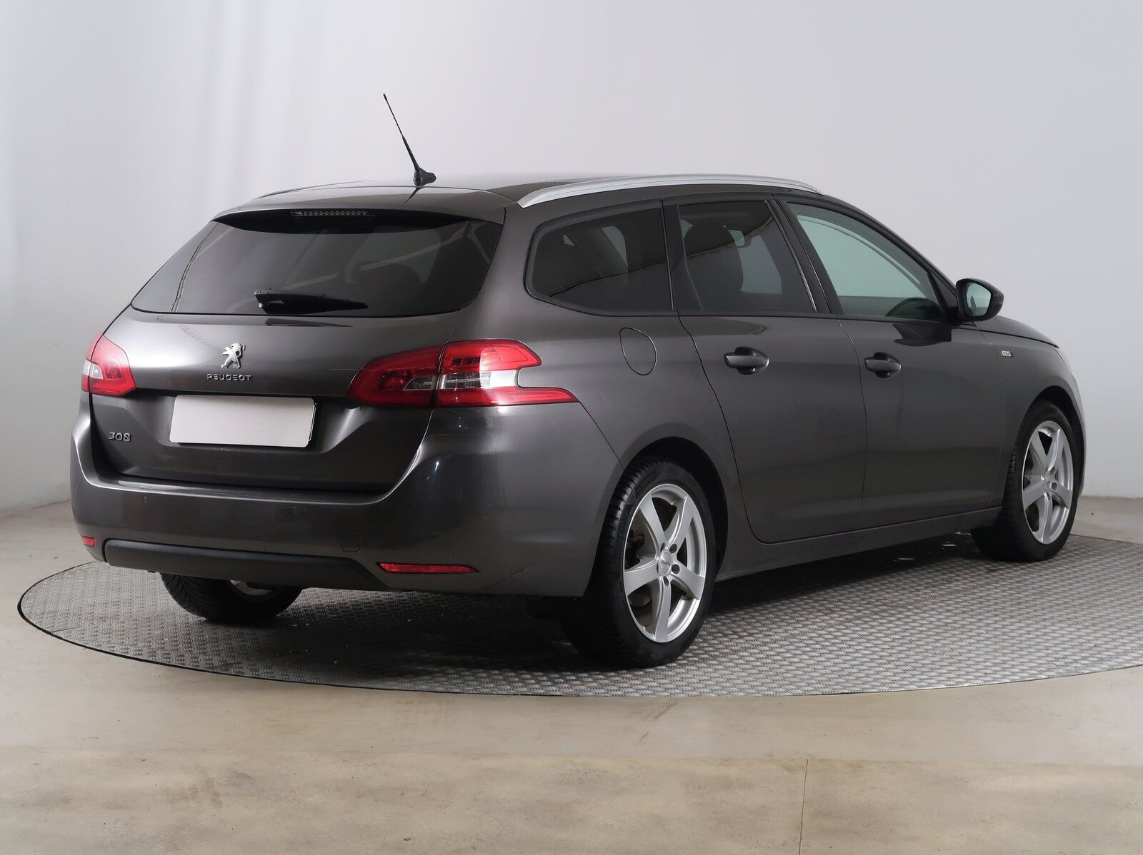 Peugeot 308, 1.2 PureTech, Navi, Klima - fotka 5