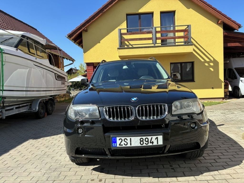 BMW X3, X-Drive 2.5i 141 kW - fotka 2