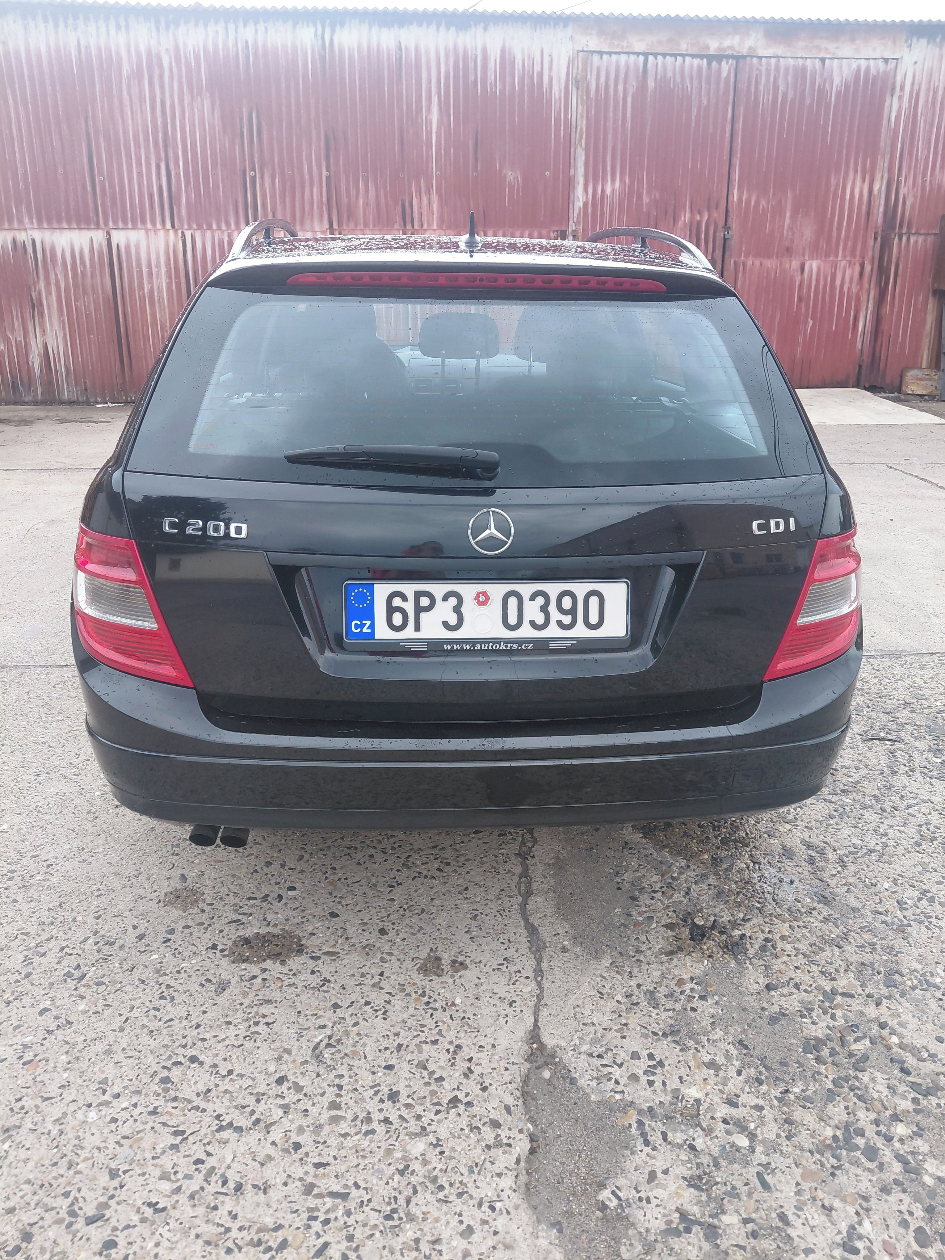 Mercedes-Benz Třídy C, C 200 CDI kombi  W204 100 kW - fotka 4