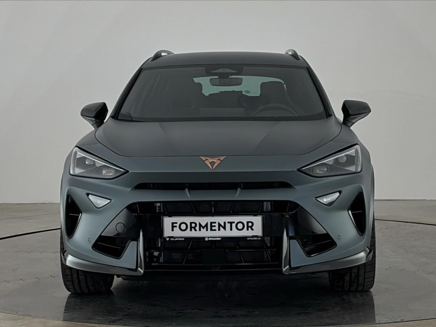 Cupra Formentor, 2.5 TSI / 287 kW VZ5 - fotka 4