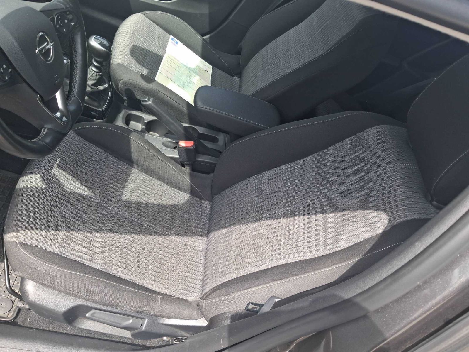 Opel Corsa, 1.2 Turbo, ČR,1.maj - fotka 3