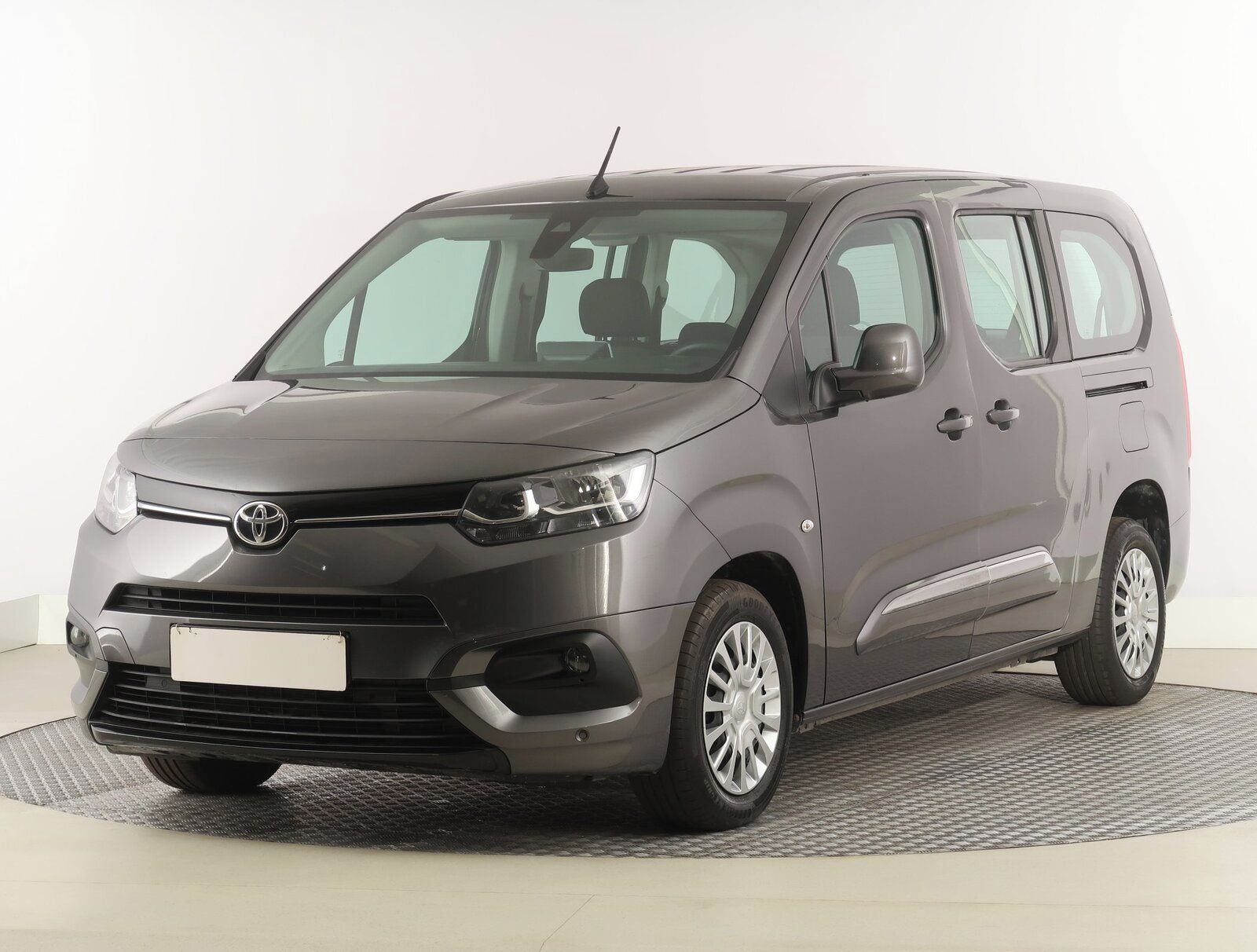 Toyota Proace City Verso, Maxi 1.2 T, 7Míst, Klima, 1Maj - fotka 2