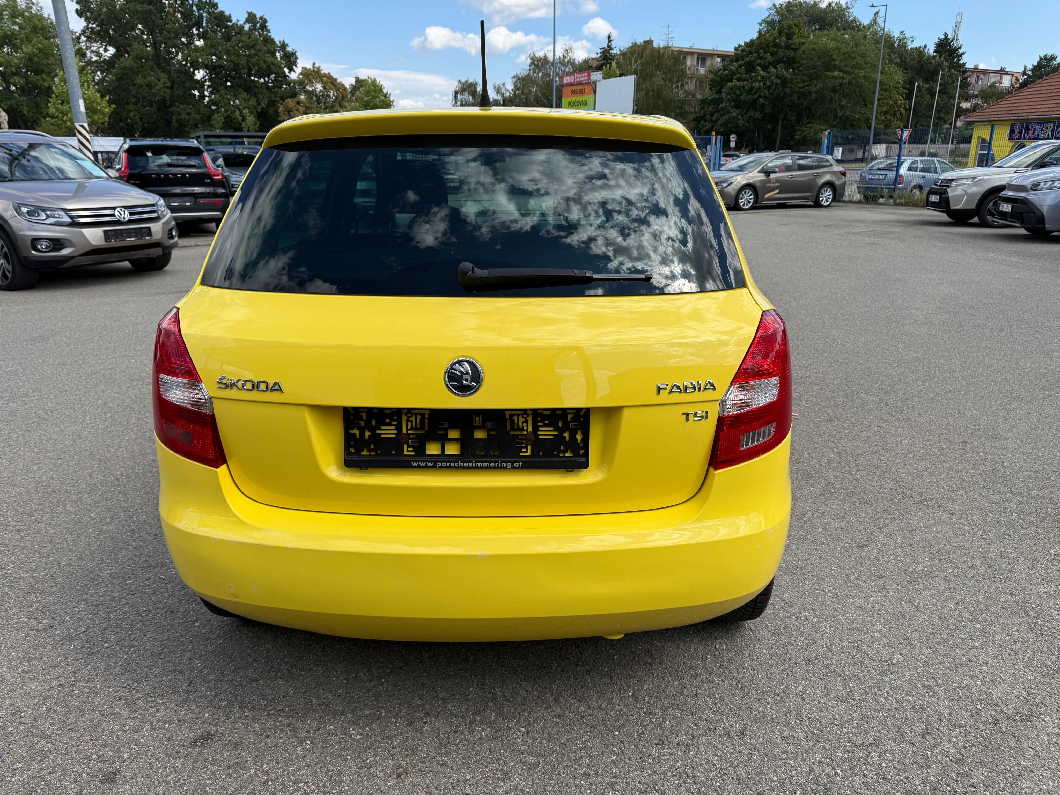 Škoda Fabia, 1.2TSI ELEGANCE 126tis km! - fotka 5