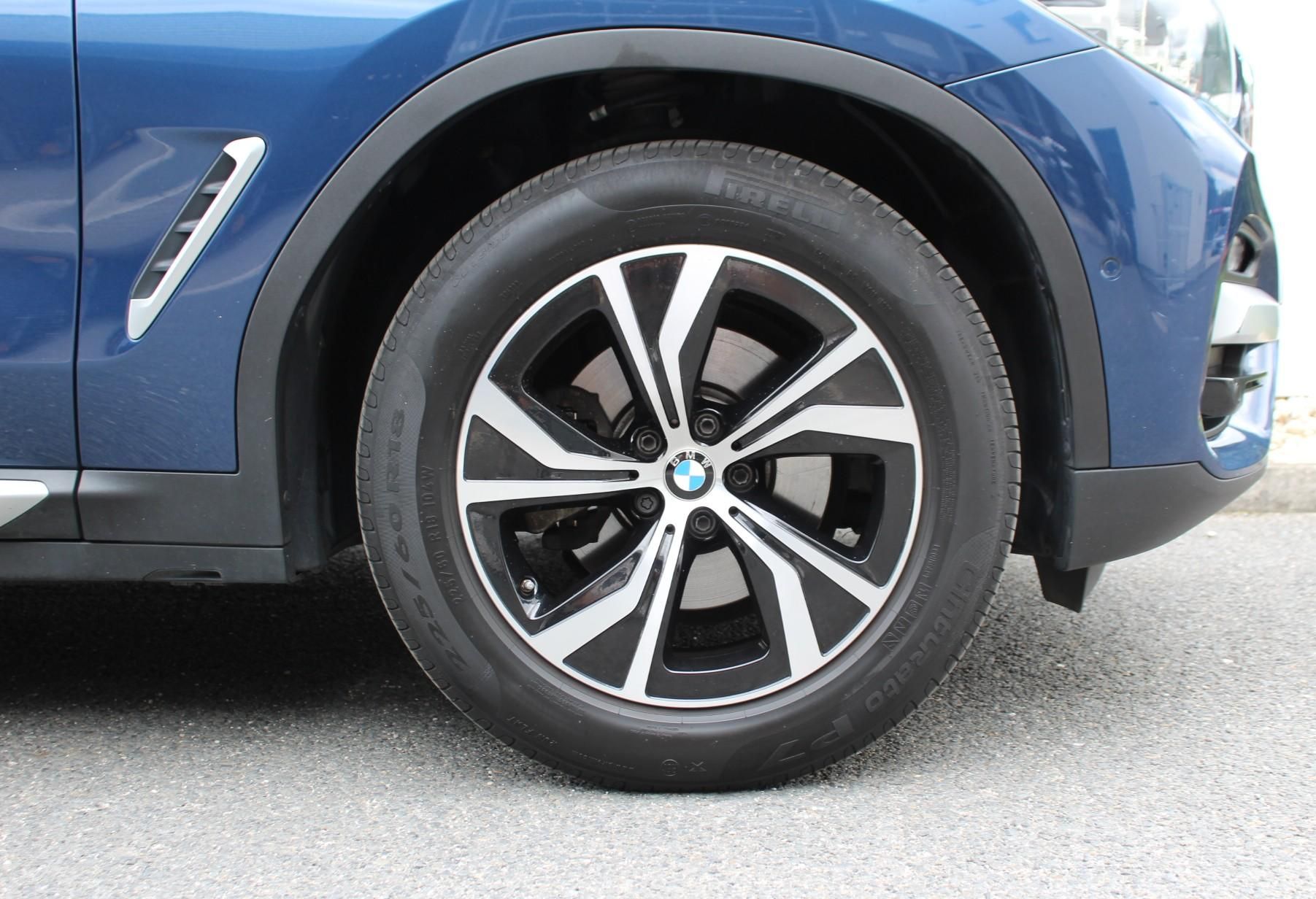 BMW X3, xDrive20d - fotka 6