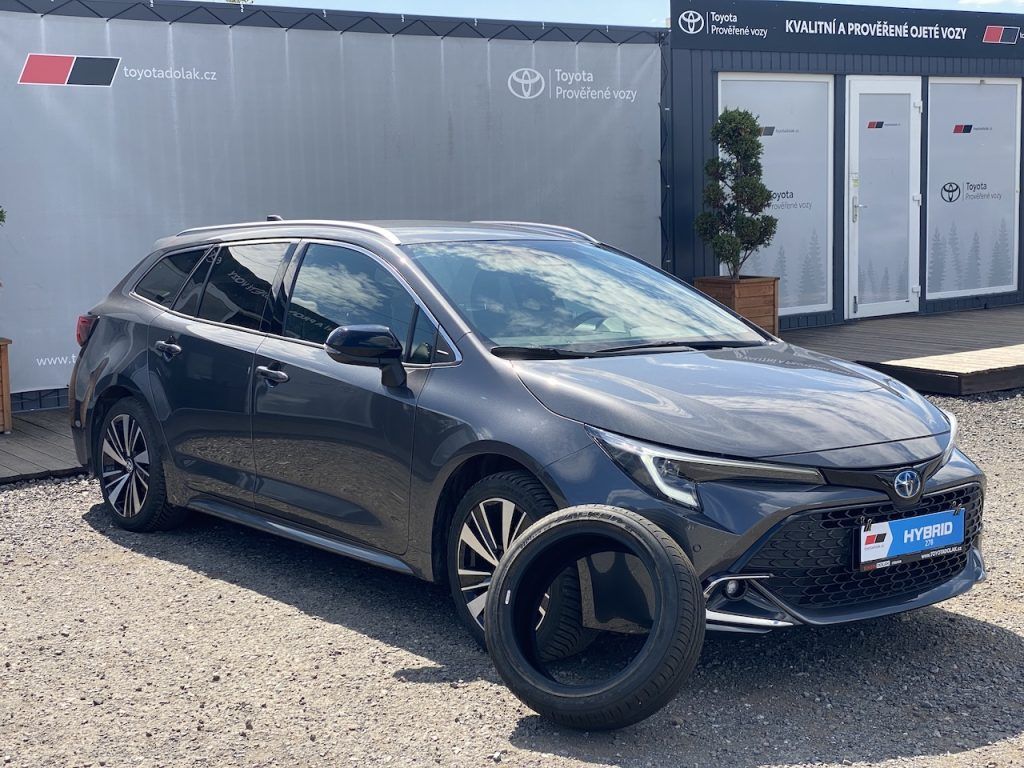 Toyota Corolla, 1.8HEV, ČR, Style, DPH