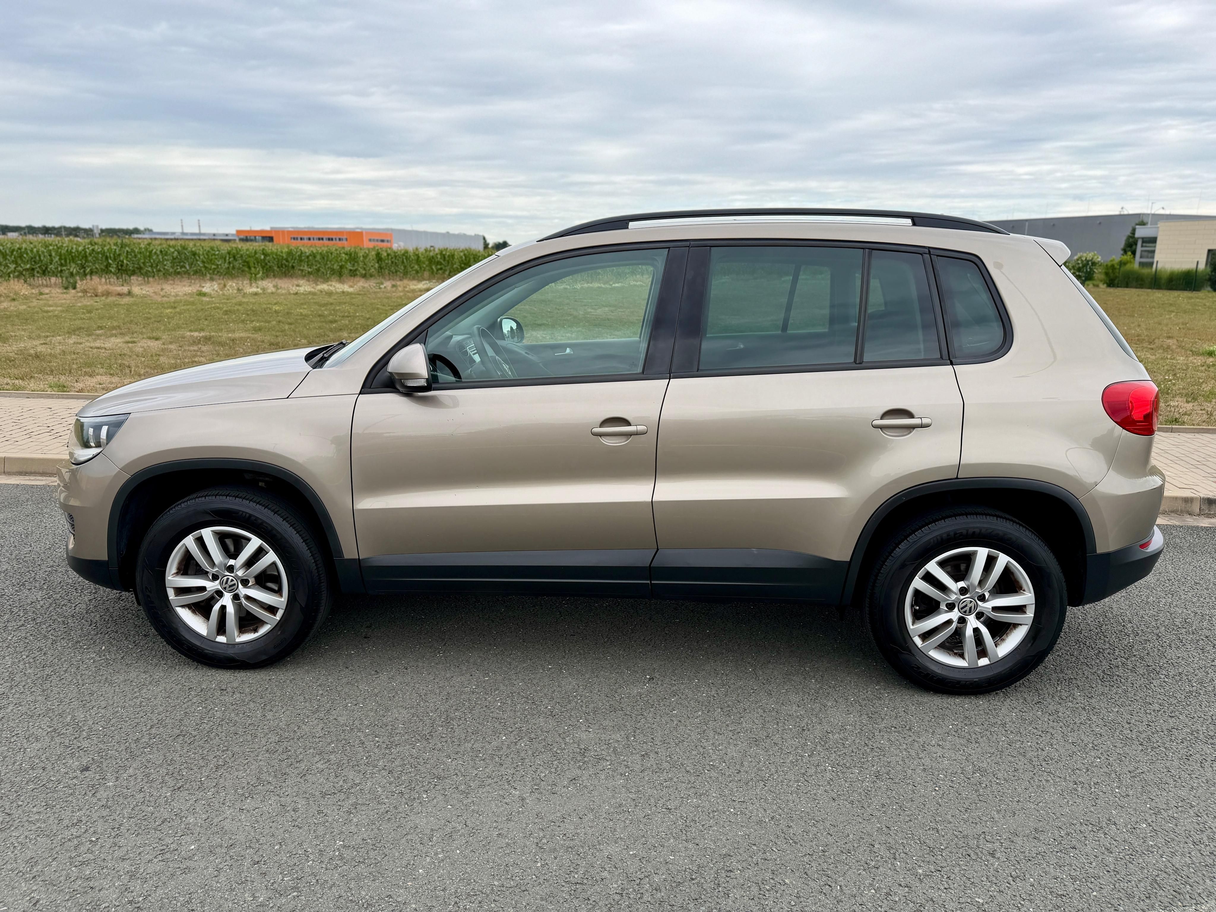 Volkswagen Tiguan, 1.4 TSI PANORAMA TAŽNÉ 2X KOLA - fotka 2