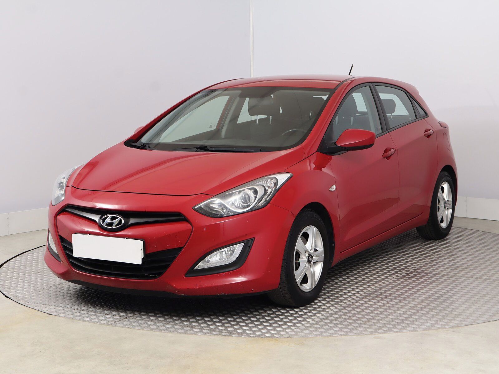 Hyundai i30, 1.4 CVVT, ČR,1.maj, Serv.kniha - fotka 2