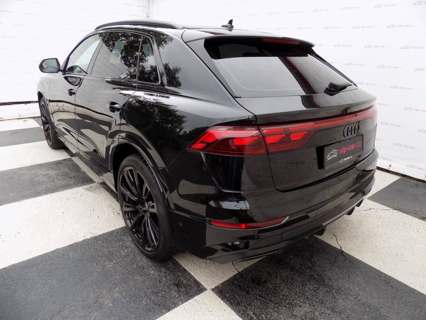 Audi Q8, 50TDI/S-Line/Full-Led/4x4/ - fotka 3
