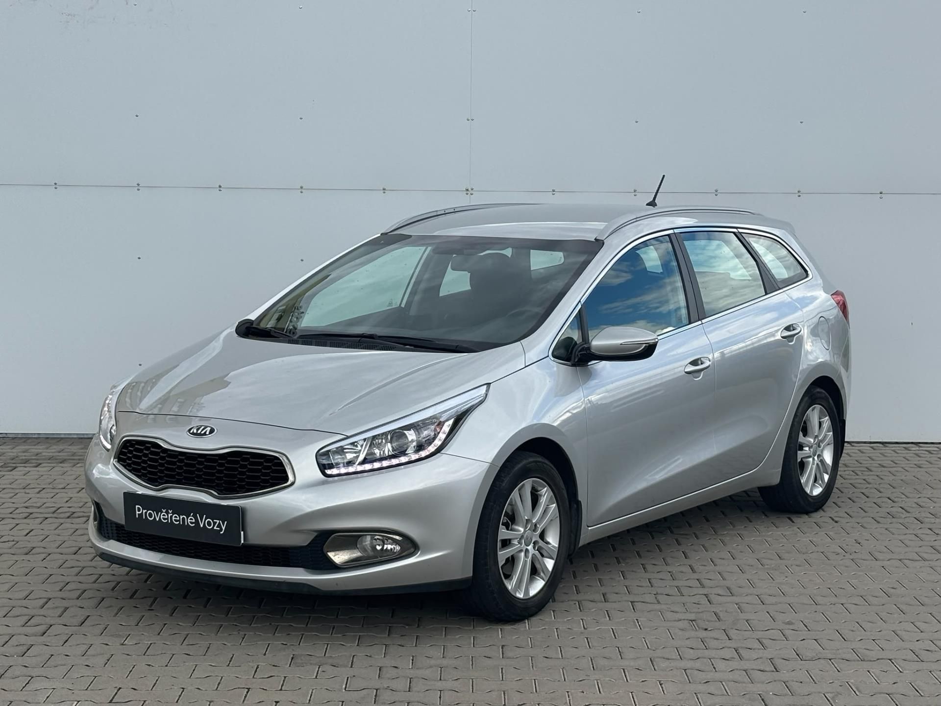 Kia Cee´d, 1,4 CVVT Exclusive