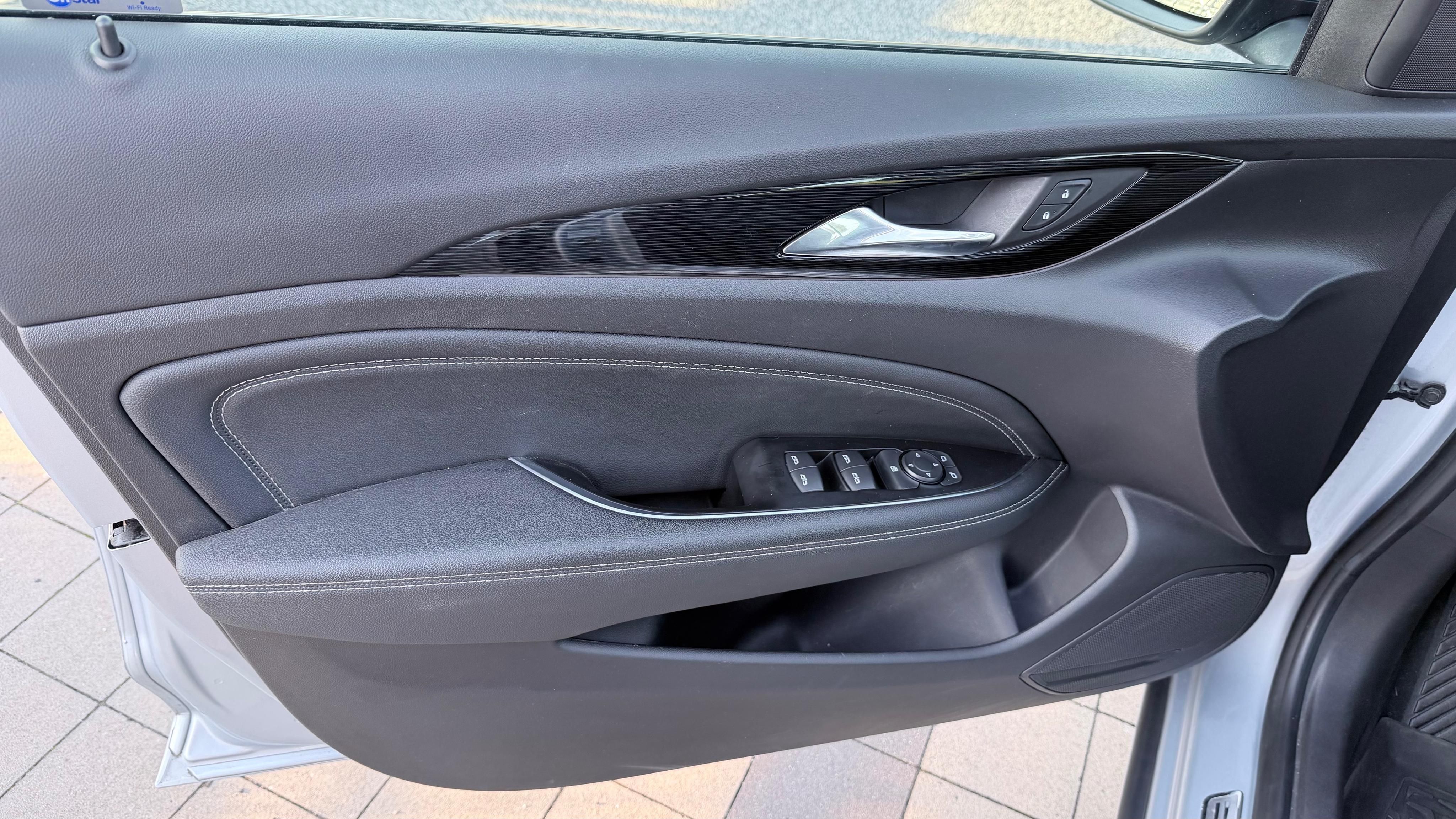 Opel Insignia, 2.0 CDTI - fotka 6