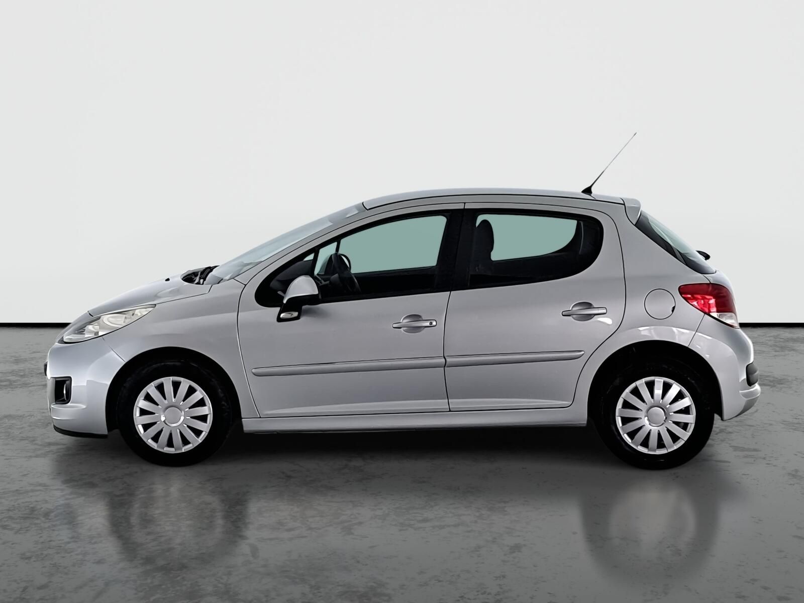 Peugeot 207, 1.4 VTi, po STK, dobrý stav - fotka 3