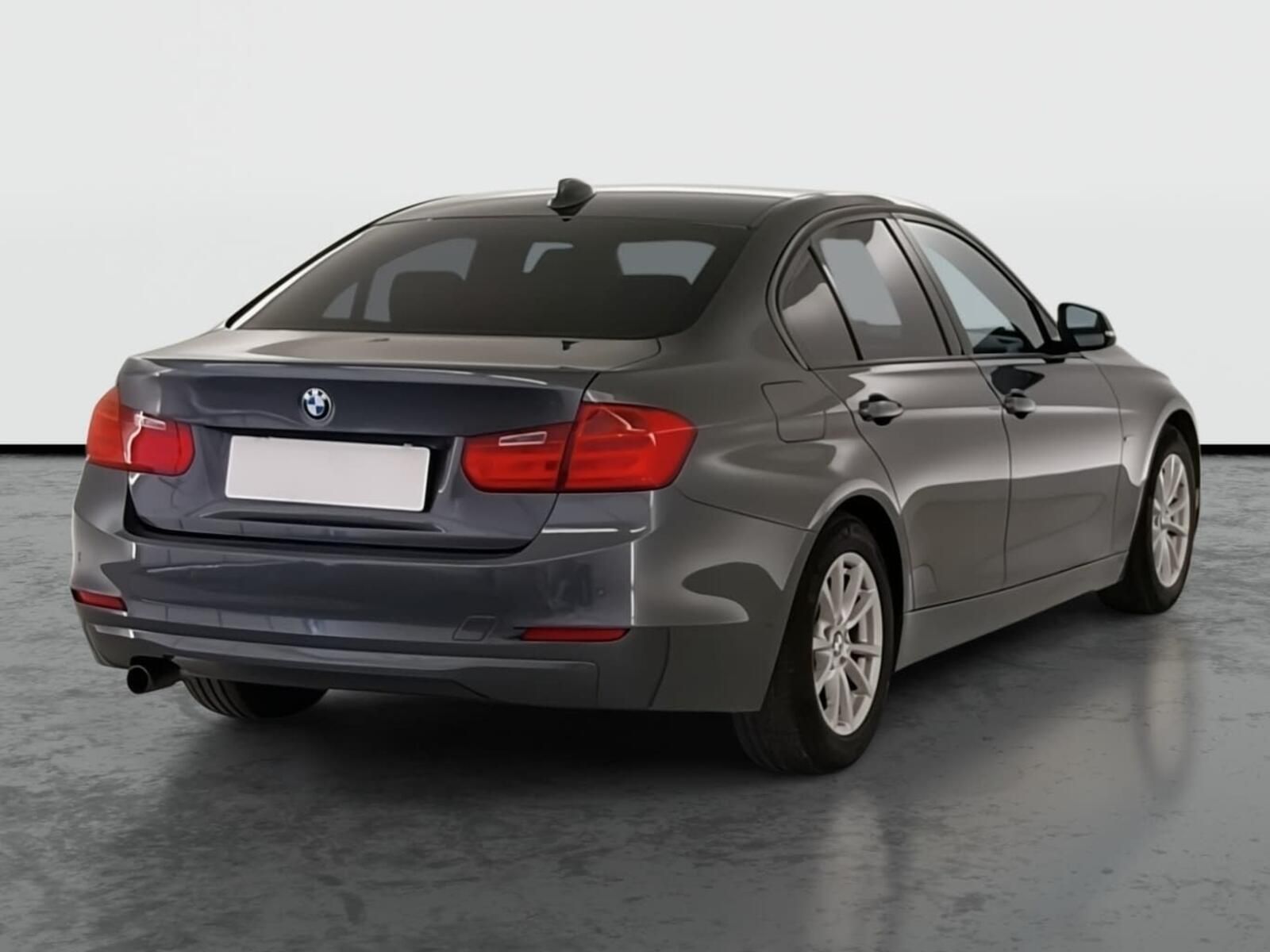 BMW Řada 3, 320 i, Edition Sport - fotka 5