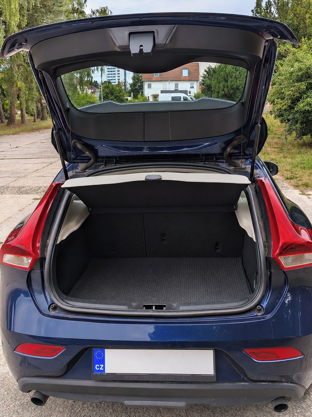 Volvo V40, Ocean Race 1.6, 110kW, 1.maj - fotka 4