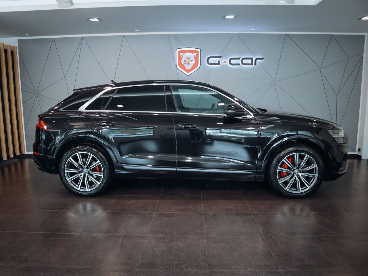 Audi Q8, 50TDI S-line Quattro 210 kW - fotka 4