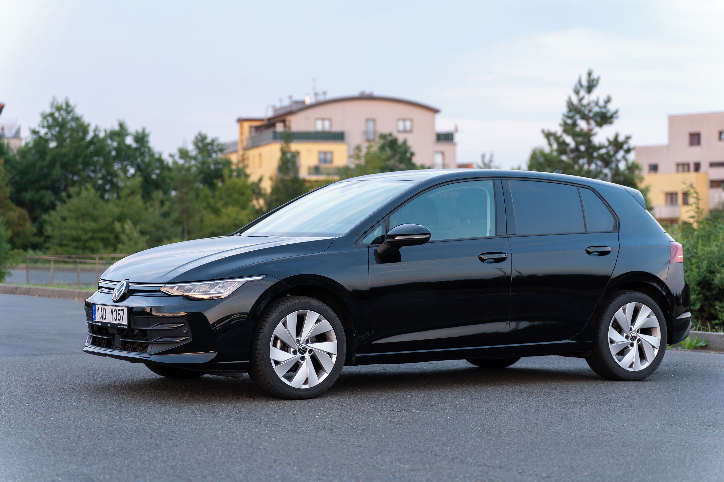 Volkswagen Golf, VW Golf VIII 1.5 TSI 85kW - fotka 2