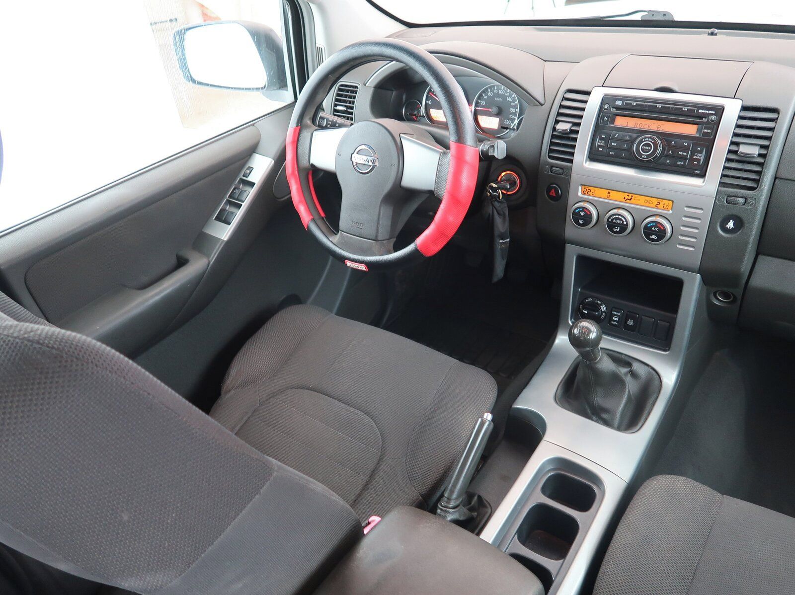 Nissan Pathfinder, 2.5 dCi , 4X4 - fotka 6
