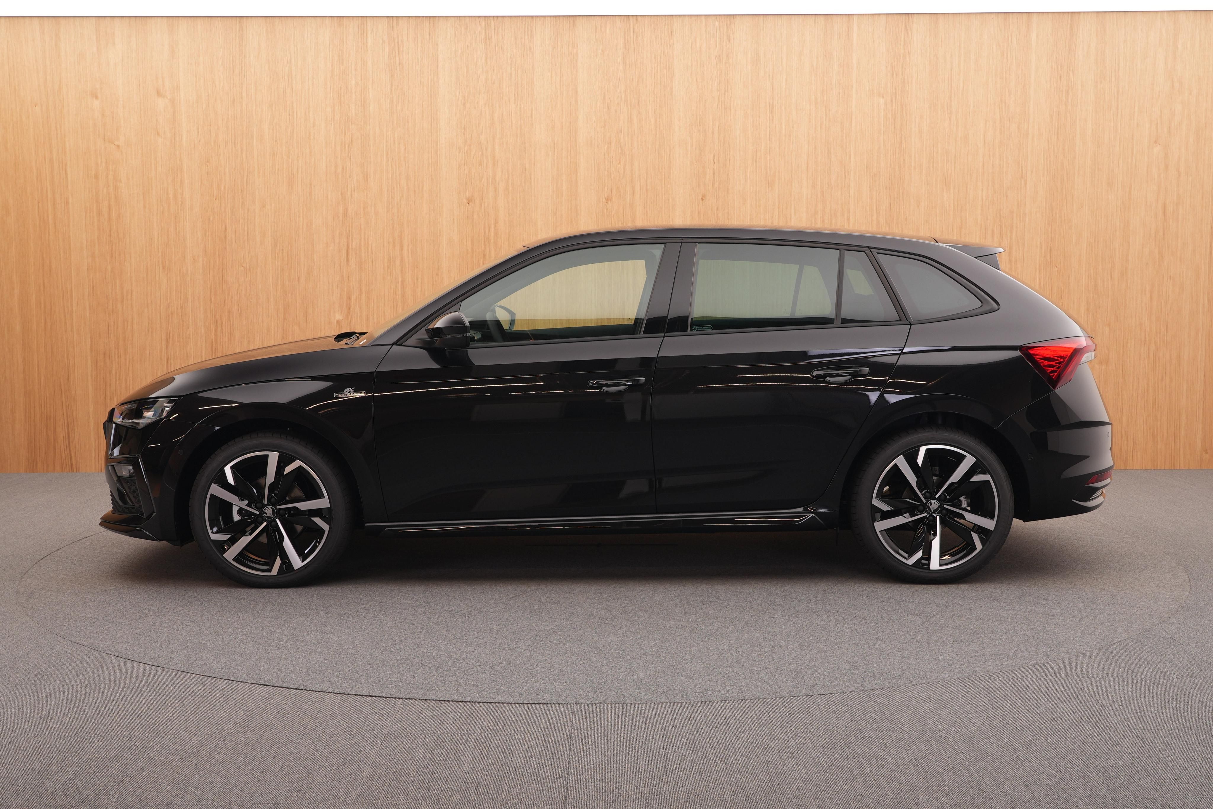Škoda Scala, Monte Carlo 1.5 TSI DSG - fotka 2
