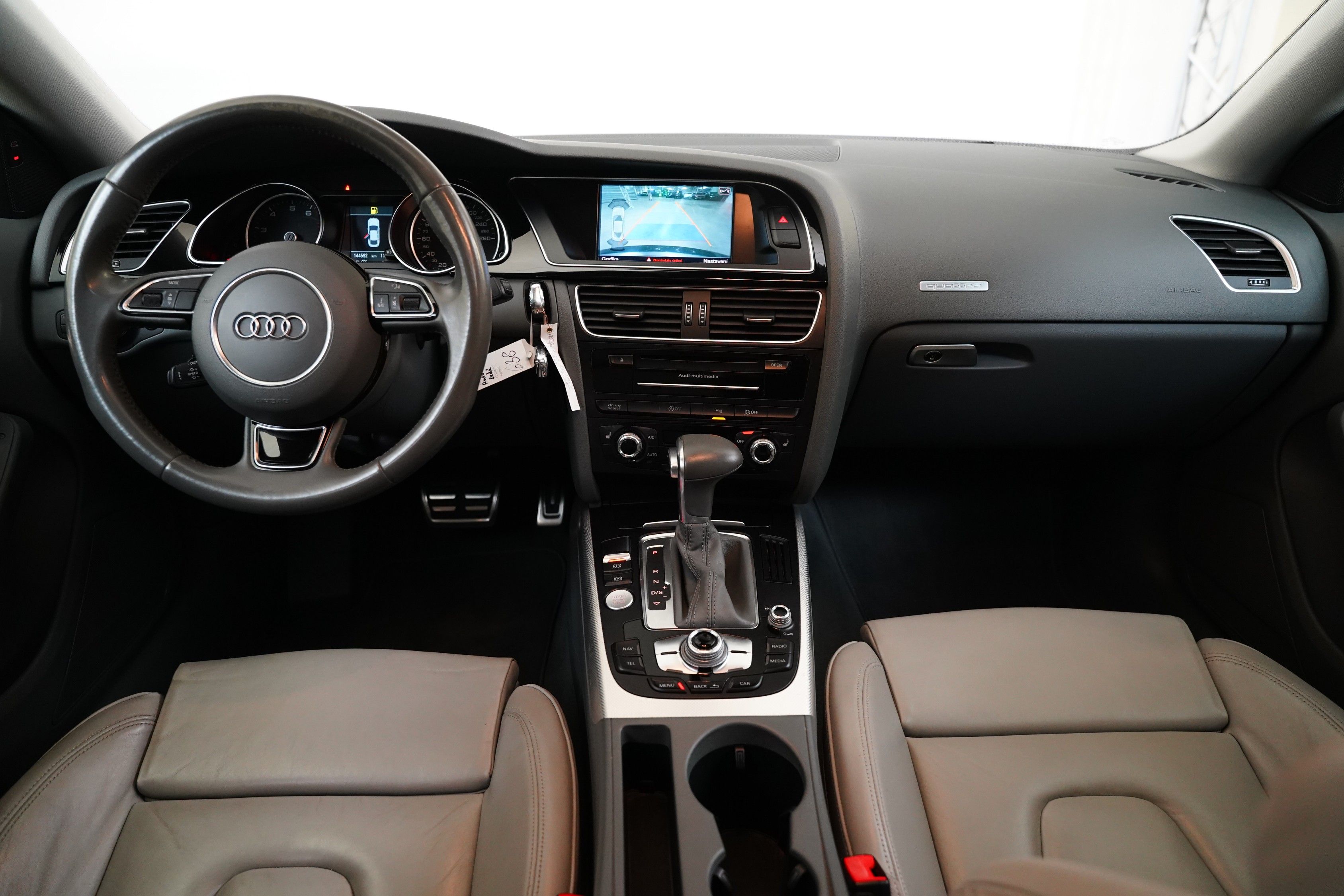 Audi A5, 3.0 TFSI 200 kW S line - fotka 5