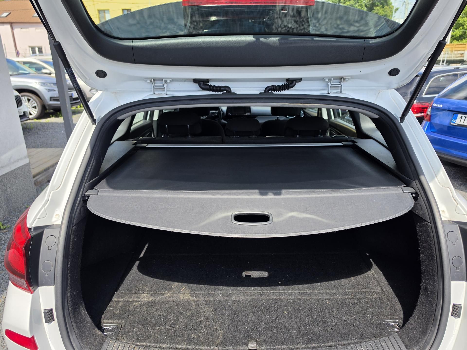 Hyundai i30, 1.4i - fotka 5