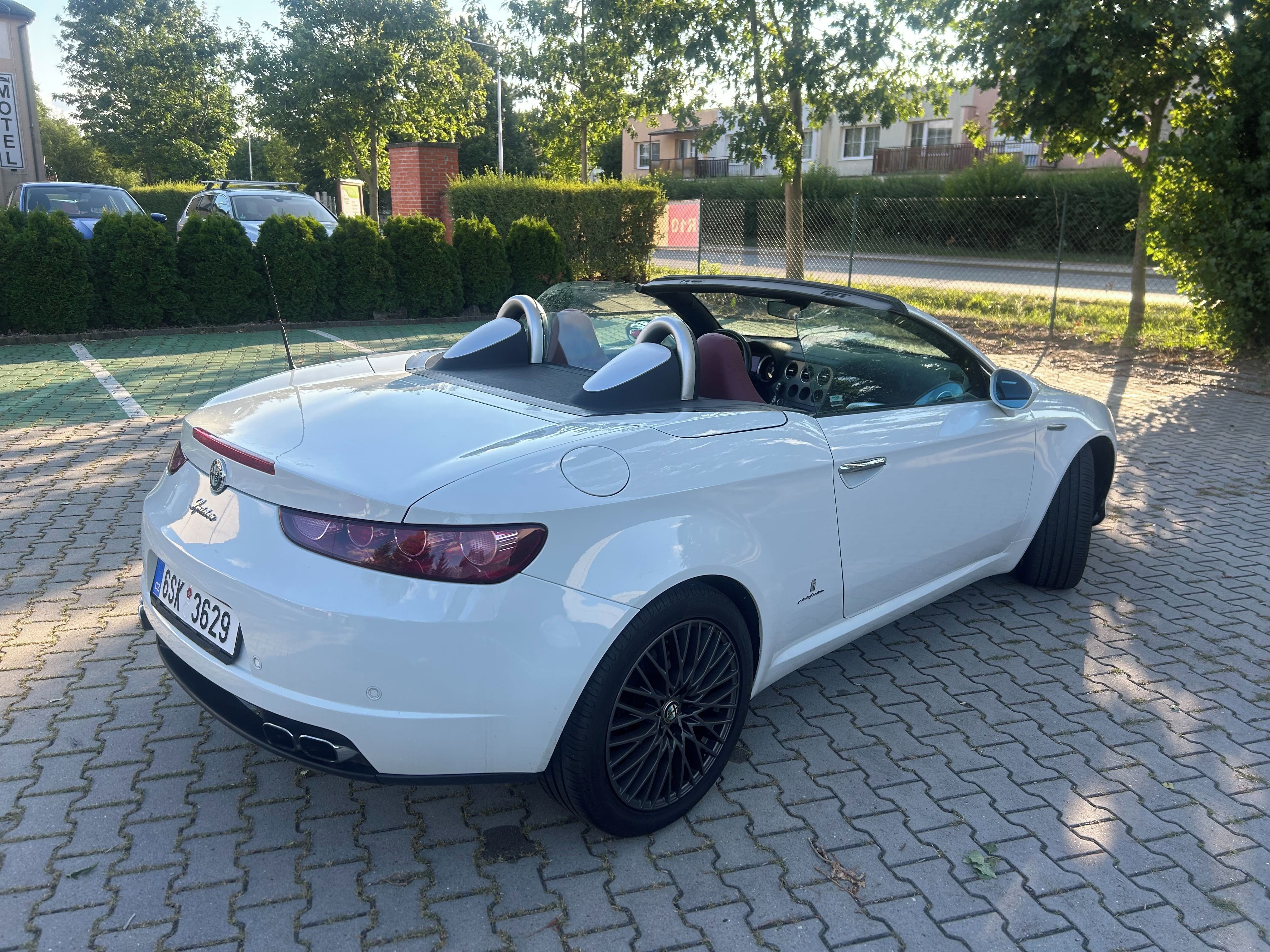 Alfa Romeo Spider, Alfa Romeo Spider 2,2 JTS - fotka 5