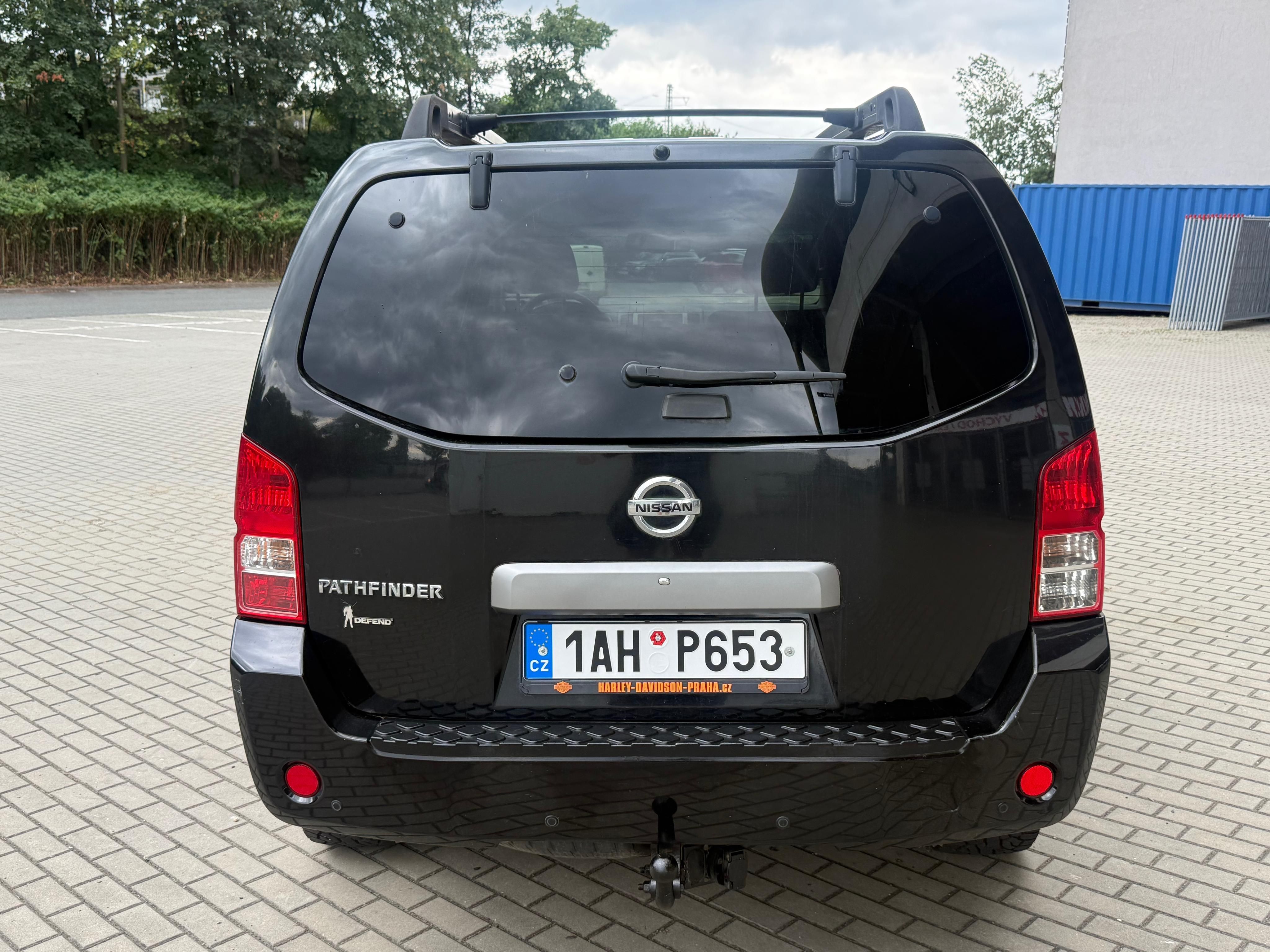 Nissan Pathfinder, 2.5dCi, 126kw 4x4 Původ ČR Aut - fotka 4