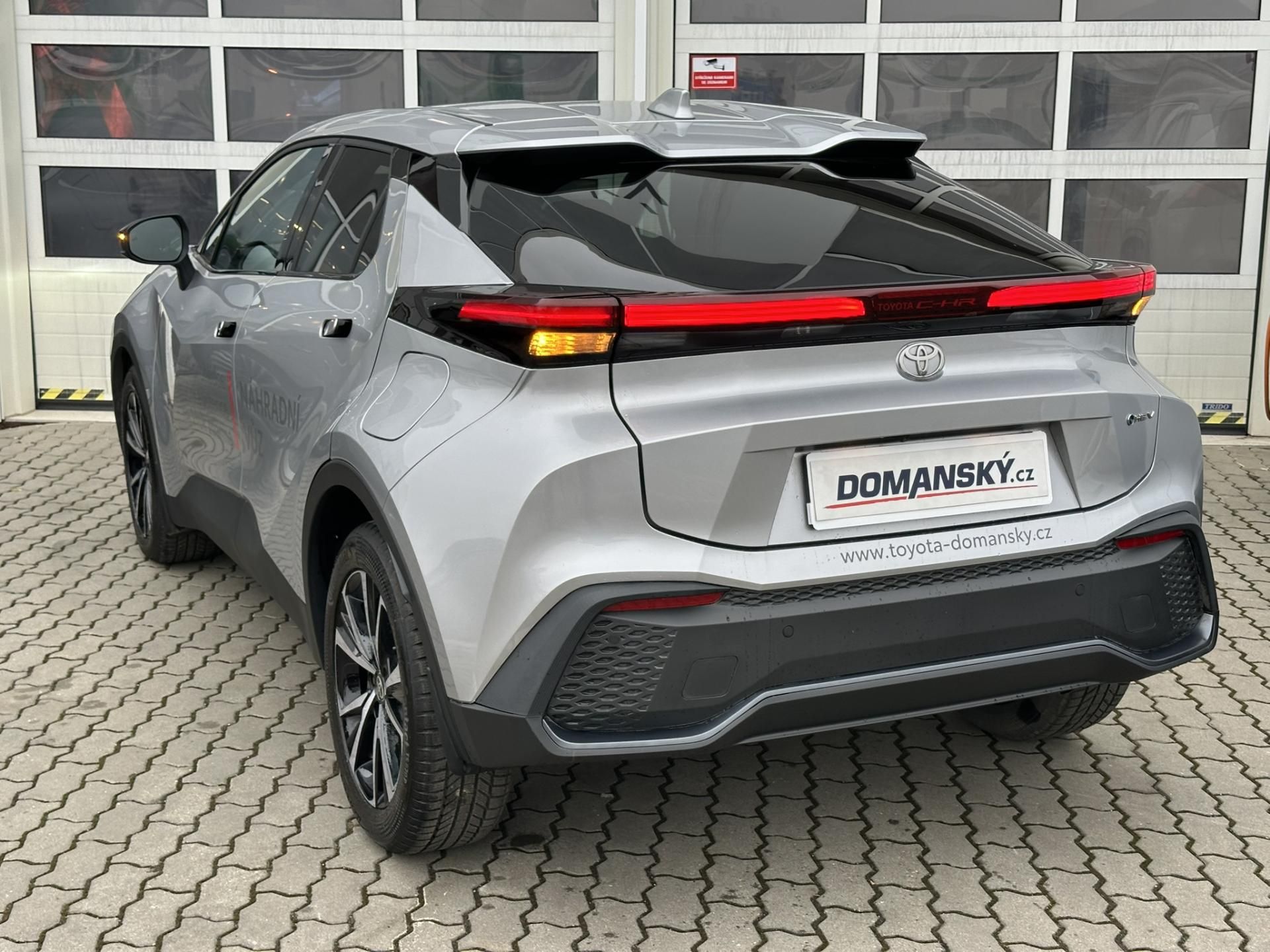 Toyota C-HR, 1.8L HEV STYLE MY25 - fotka 3