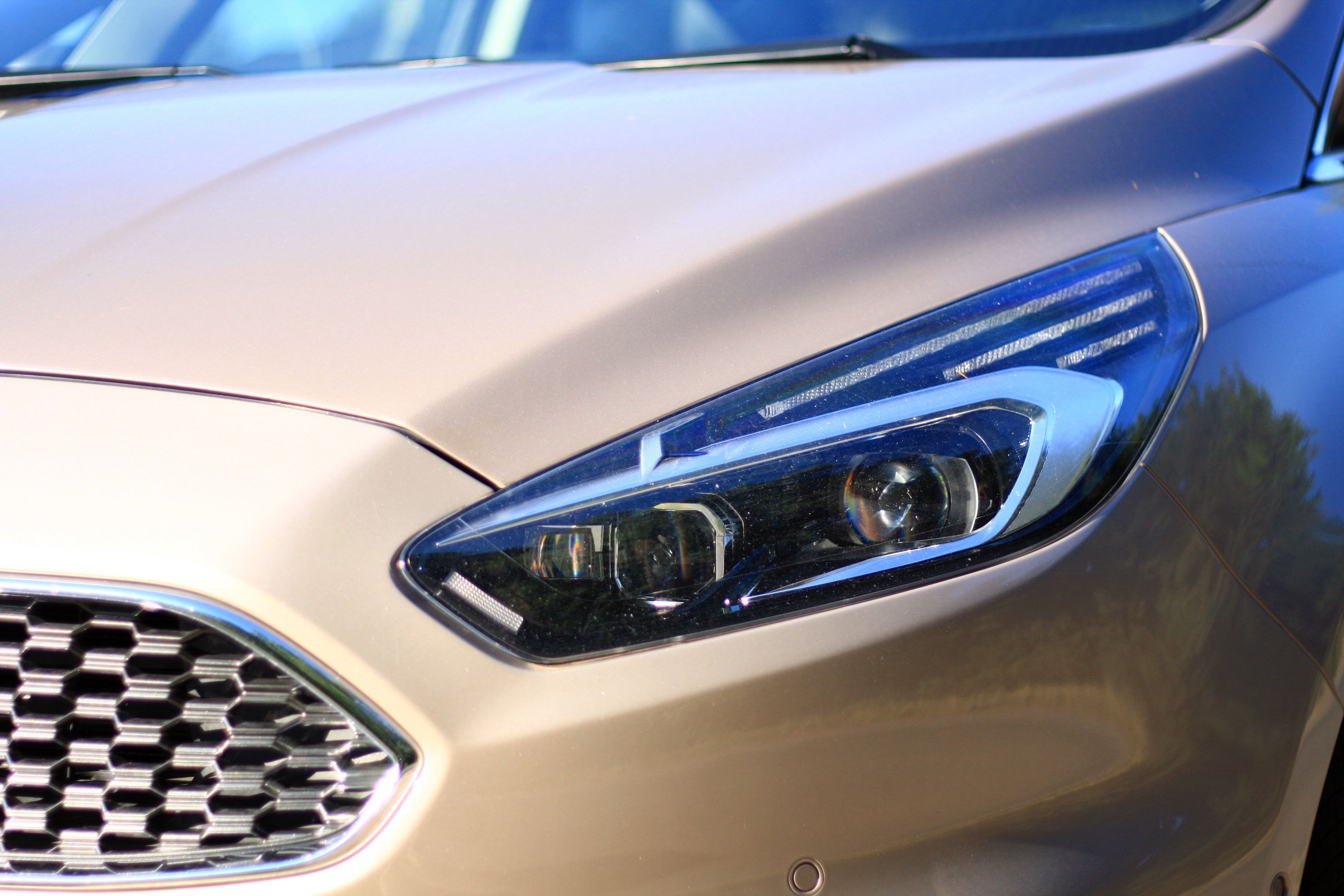 Ford S-MAX, Vignale, 132kW, aut., Webasto - fotka 5