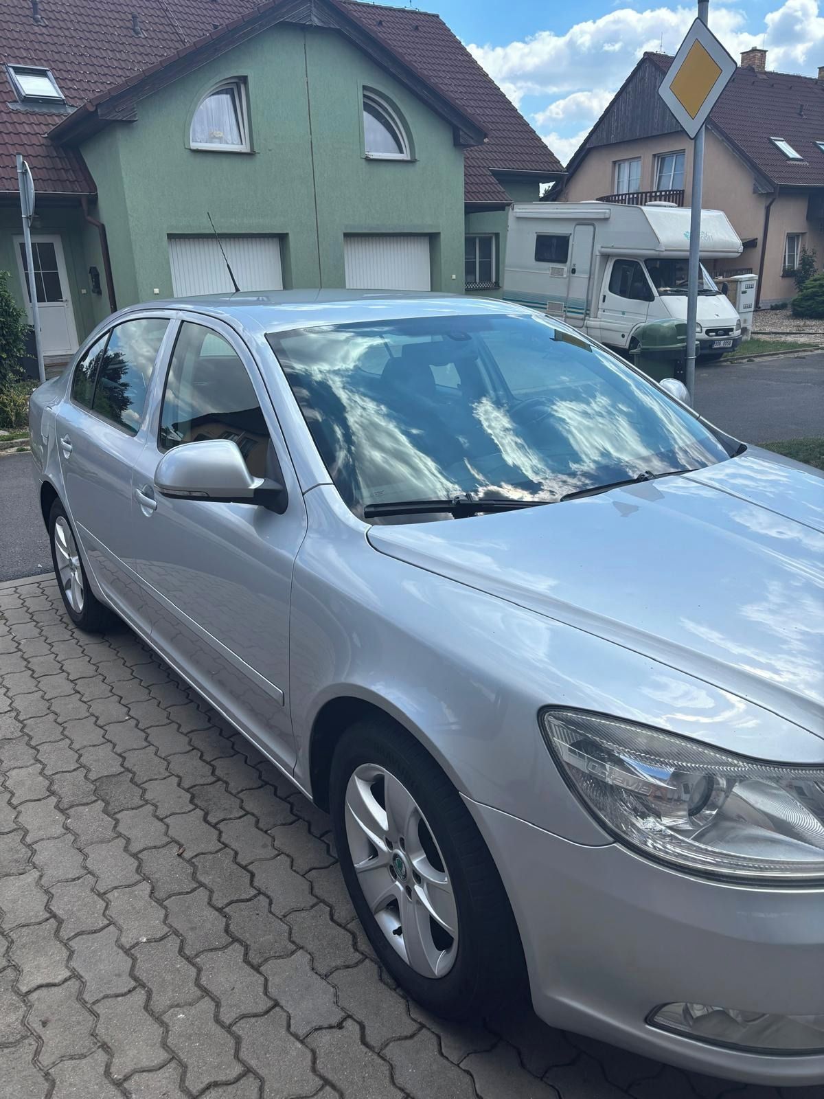 Škoda Octavia, ŠKODA OCTAVIA 1.6 tdi - fotka 5
