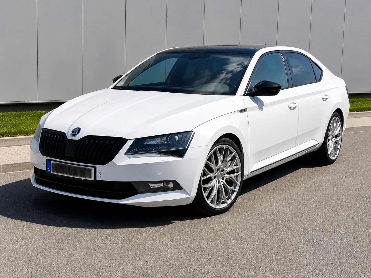 Škoda Superb, Škoda Superb III Sportline 2.0