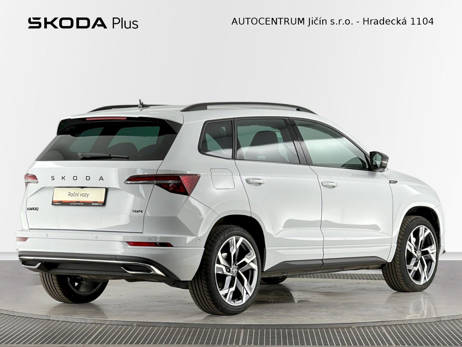 Škoda Karoq, DSG 2.0TDI 110kW 4x4 SportLine - fotka 2