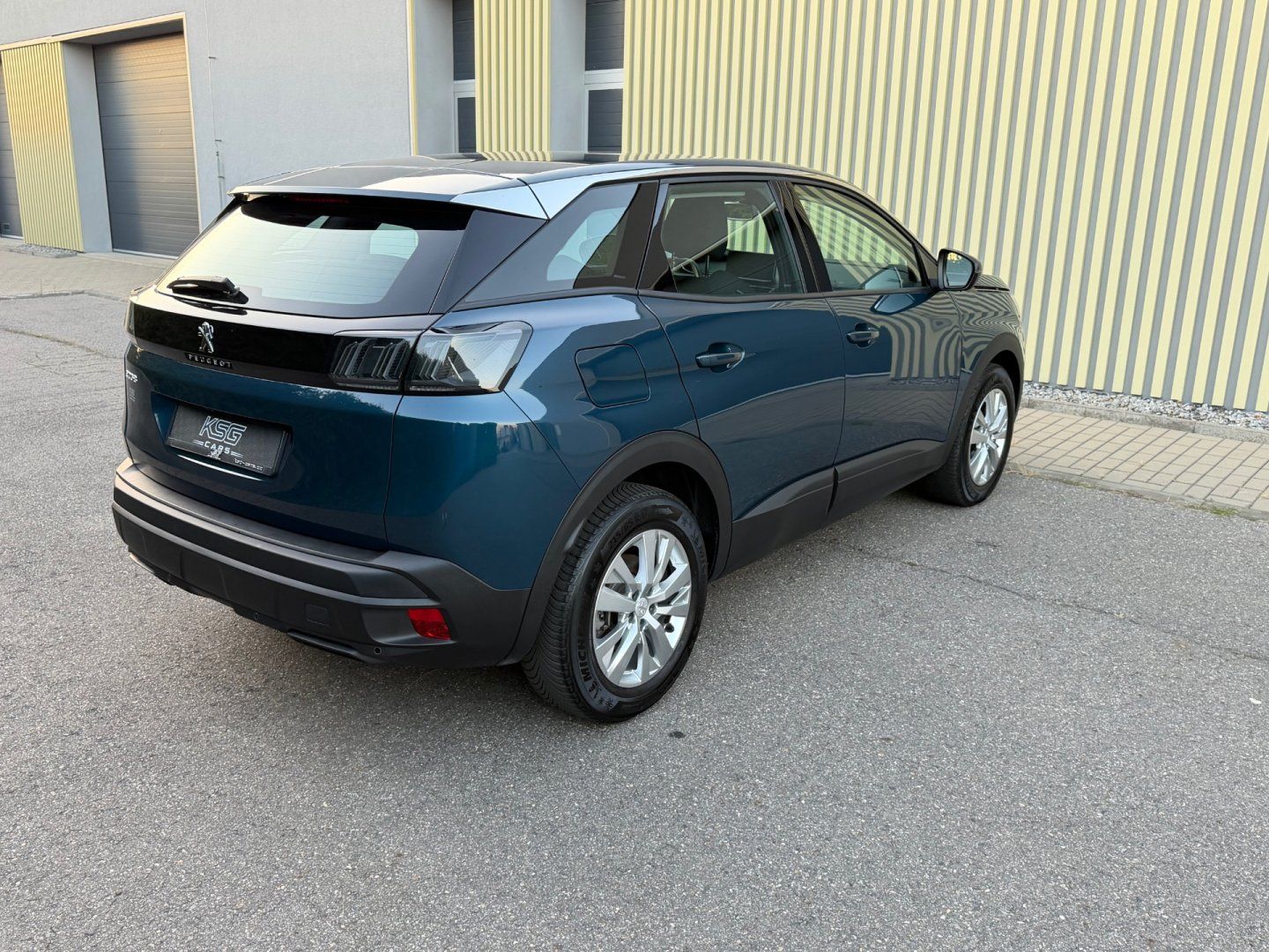 Peugeot 3008, 1.2PT 96kW Navigace! Kamera! - fotka 5