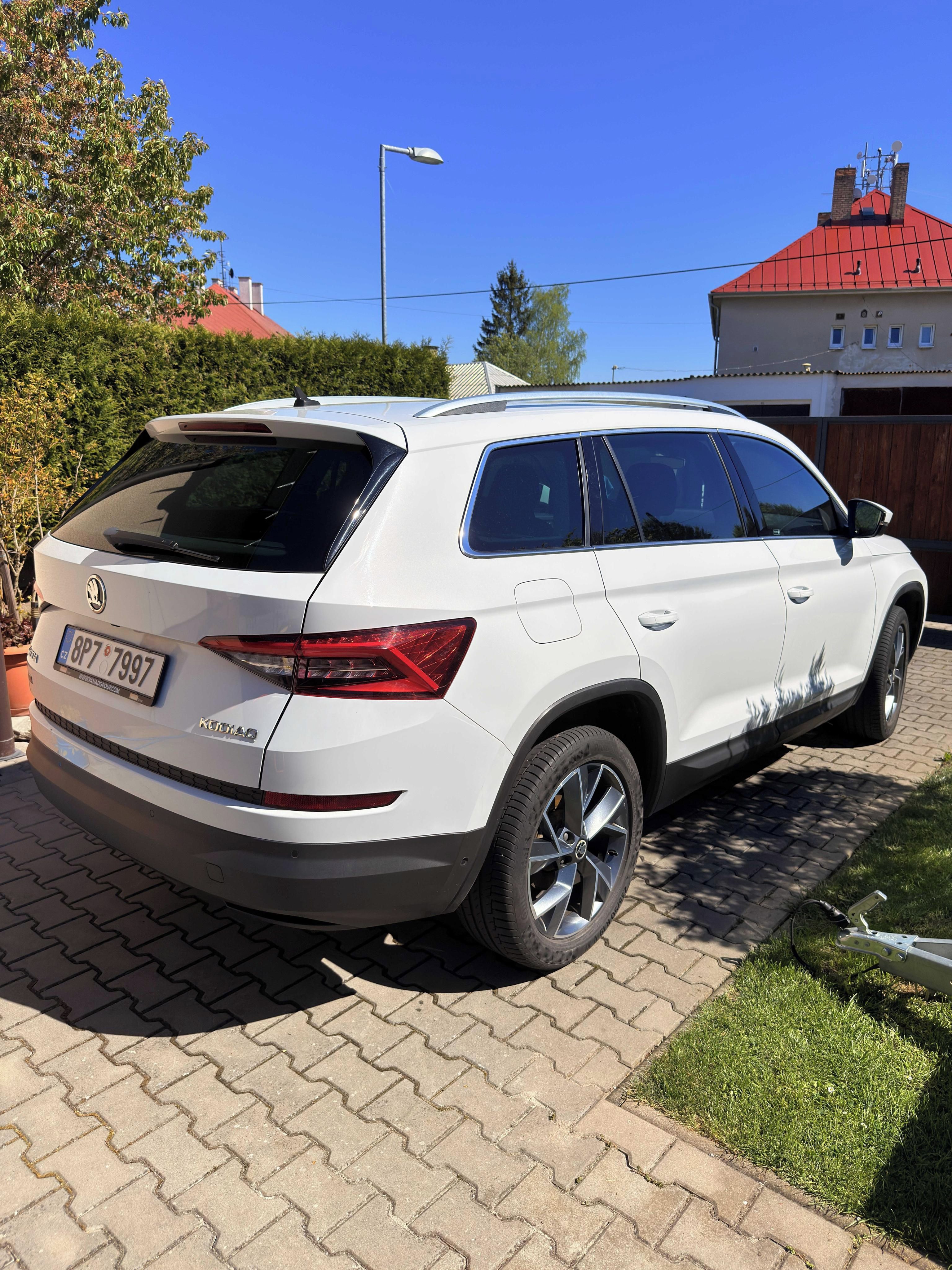 Škoda Kodiaq, 2.0 TDI 110 kW DSG, 360 kamera - fotka 4