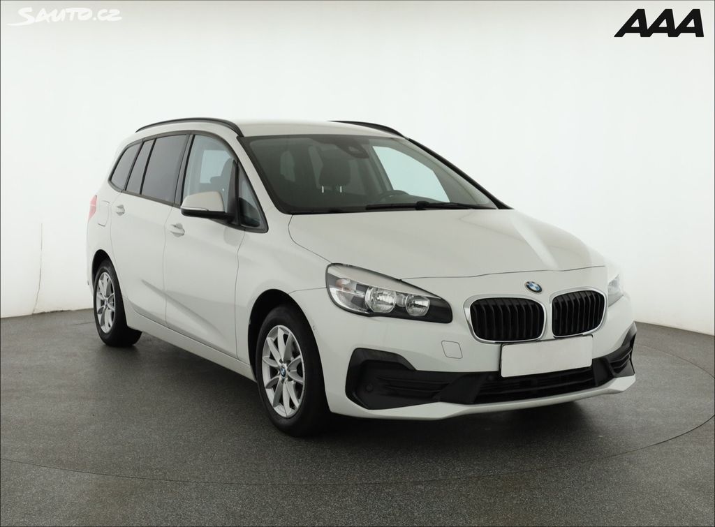 BMW Řada 2, 218i Gran Tourer, Automat