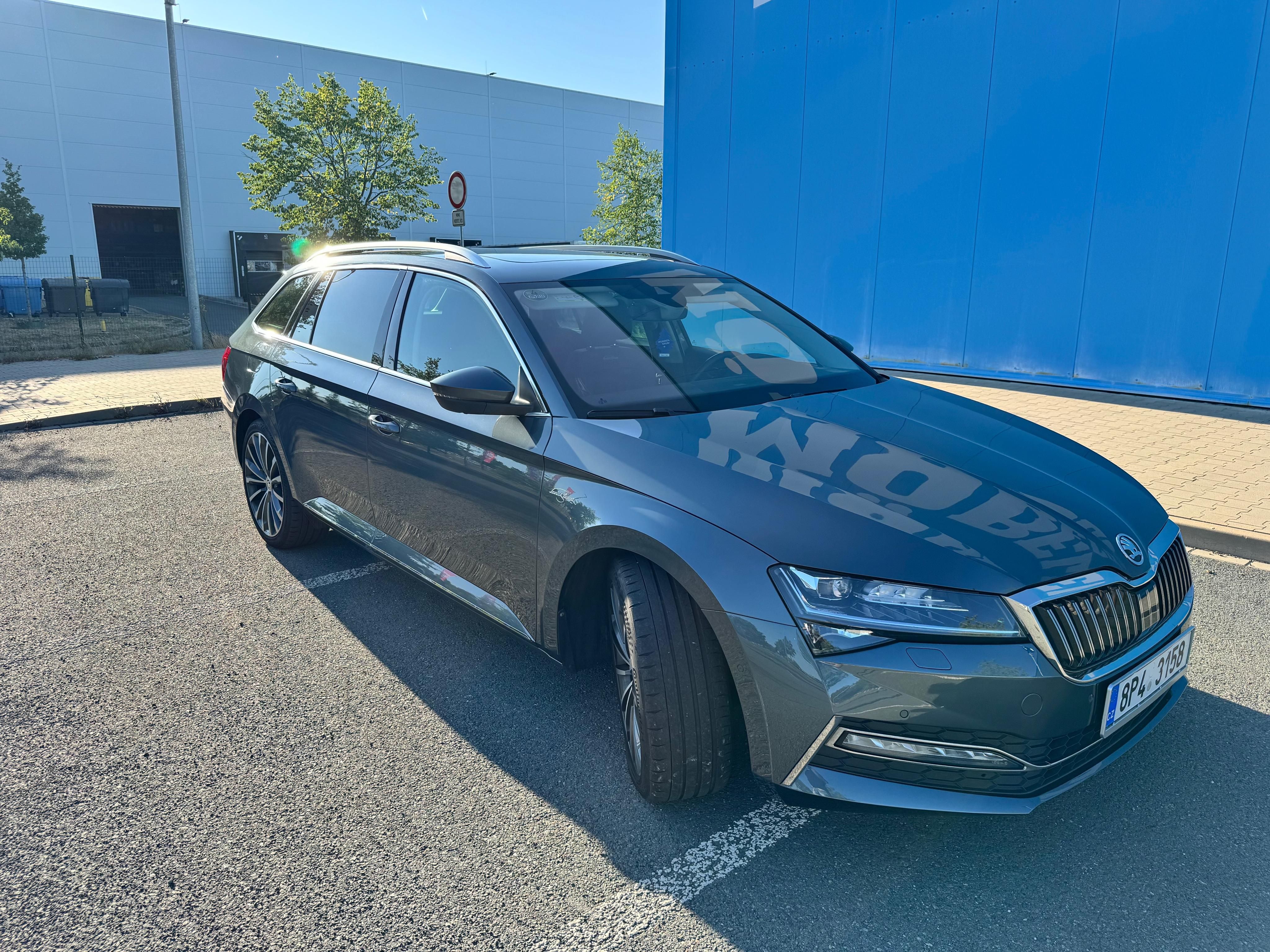 Škoda Superb, L&K 147kW 4x4,WEBASTO,PANORAMA - fotka 2