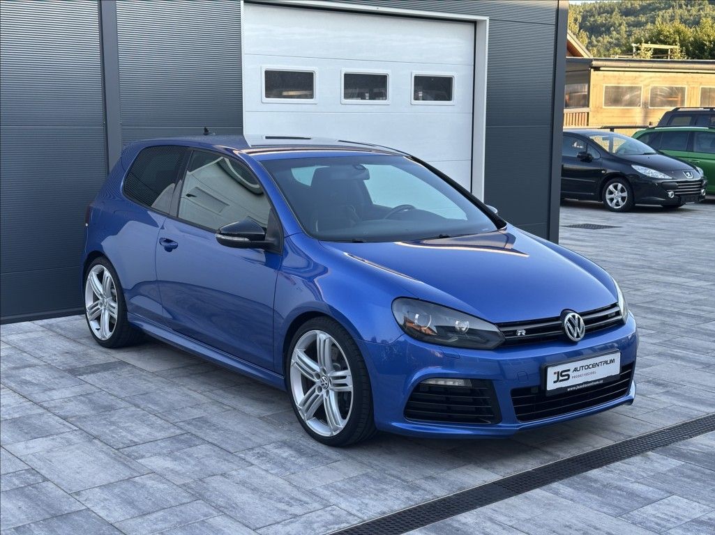 Volkswagen Golf, 2,0 TSI 271PS  R M/T 4x4 - fotka 5
