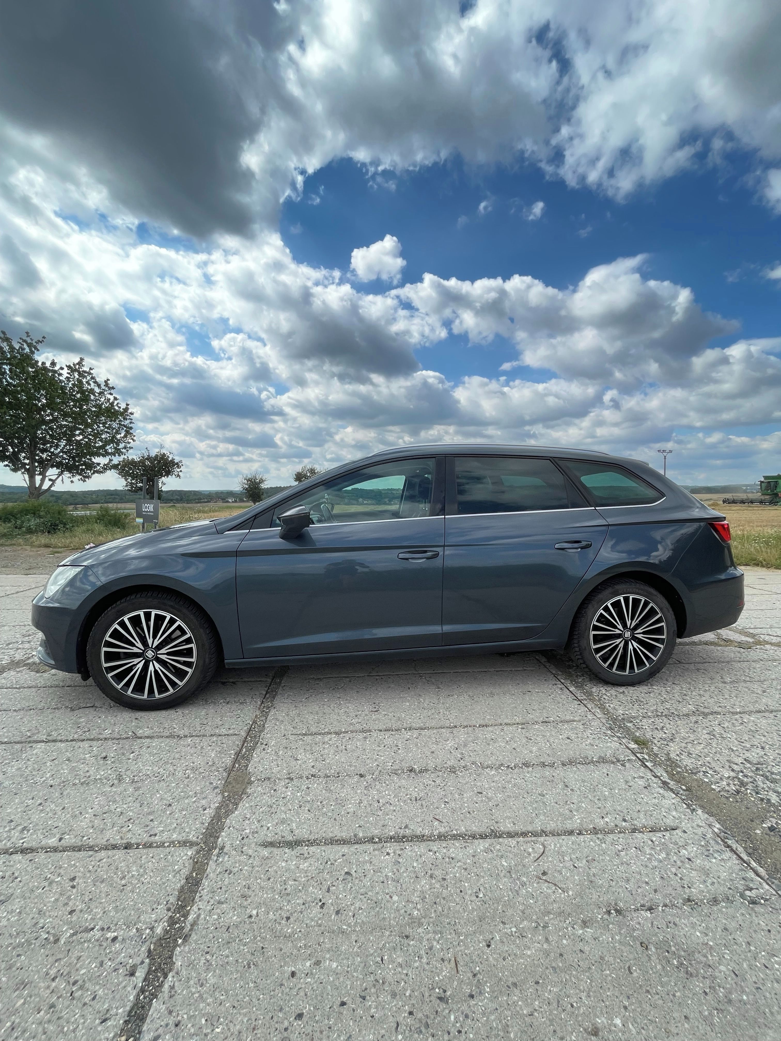 Seat Leon, Seat Leon 5f 2.0 TSI 140kW - fotka 3