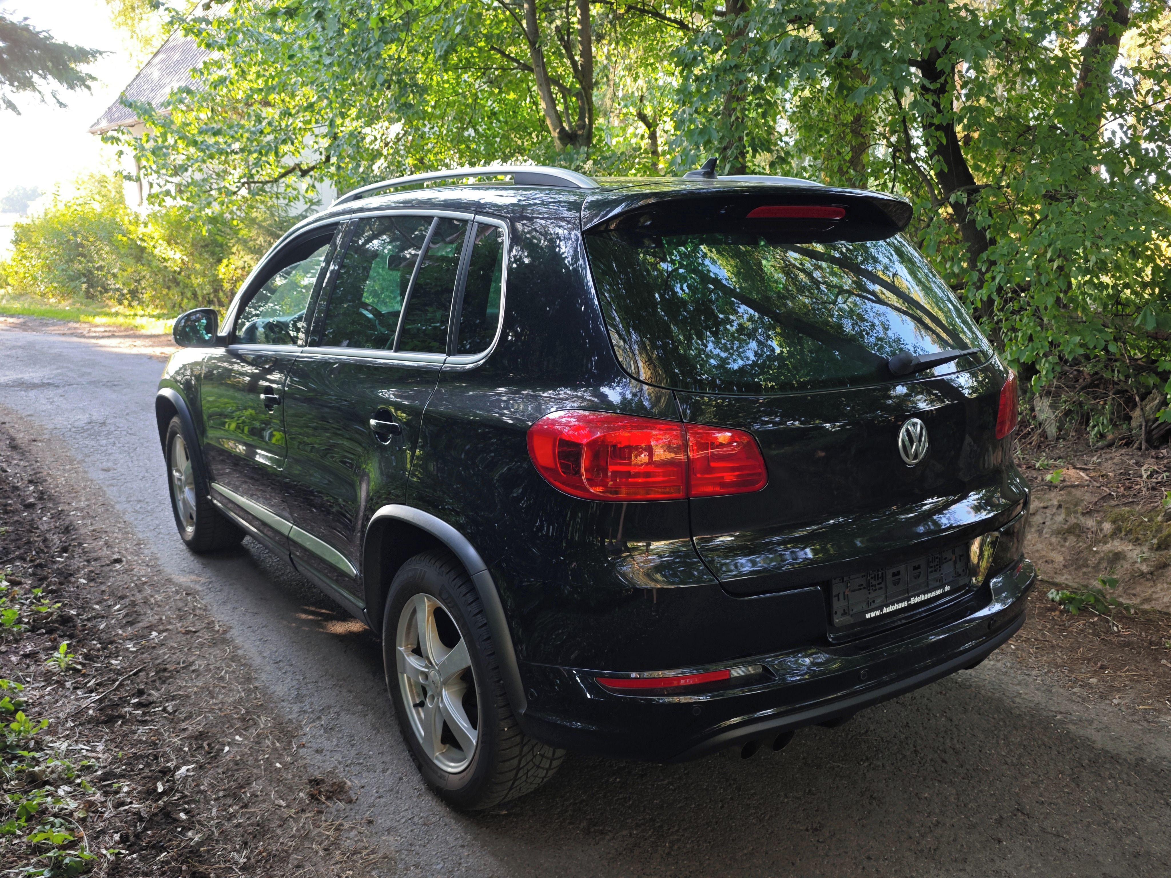 Volkswagen Tiguan, R-Line Lounge - fotka 4