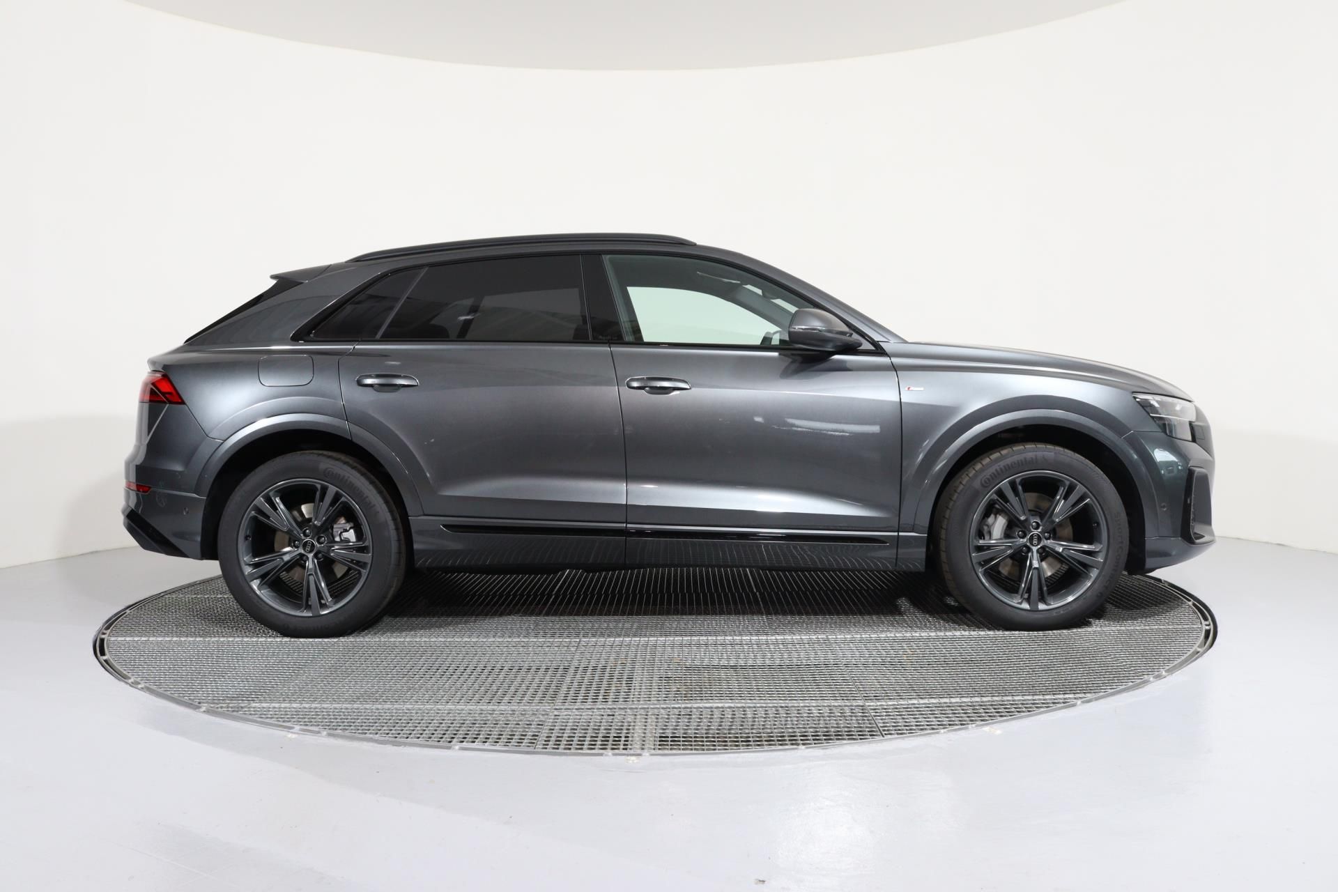 Audi Q8, 50 TDI quattro tiptronic - fotka 4