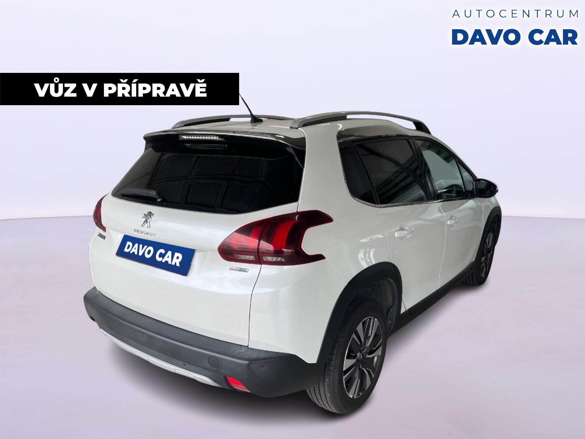Peugeot 2008, 1,6 HDI 73kW CZ - fotka 3