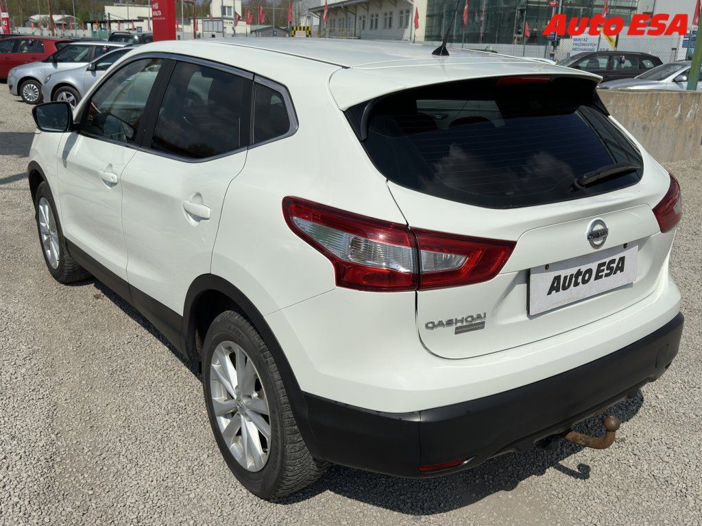 Nissan Qashqai, 1.6d,ČR,STK11/27 - fotka 6