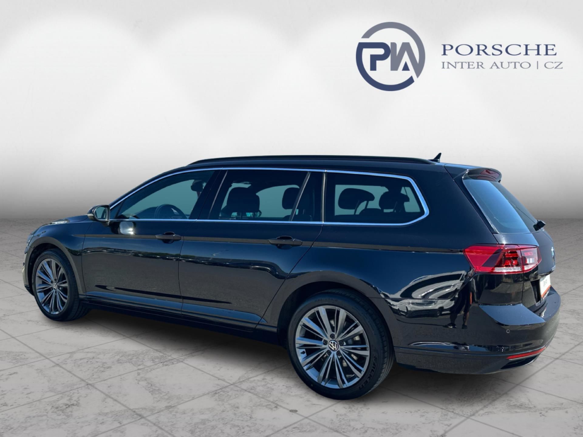 Volkswagen Passat, Business 2.0 TDI 110 kW DSG Va - fotka 4