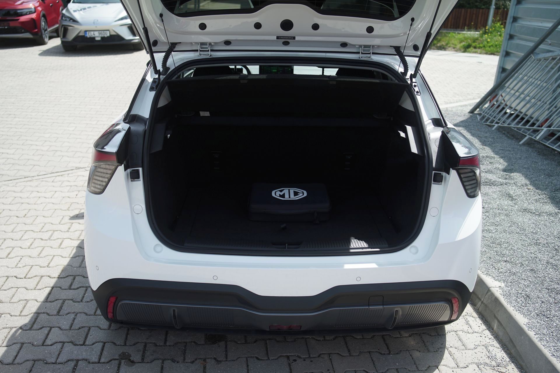 MG MG4, MG 4 Electric 64kWh Excluisve - fotka 5