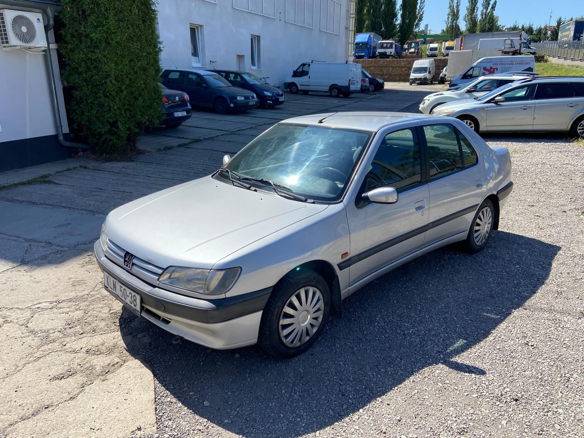 Peugeot 306, ST, 1.8 74kW, Automat - fotka 3