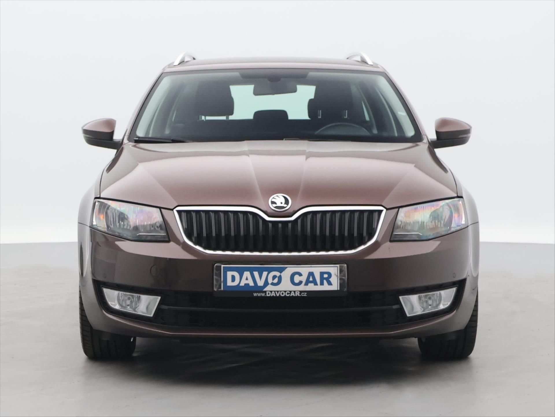 Škoda Octavia, 2,0 TDI 110kW CZ Style Kessy - fotka 2