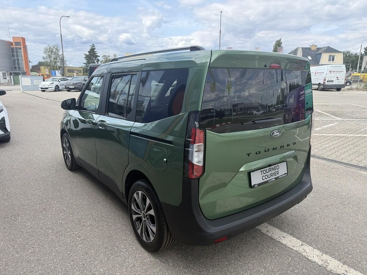 Ford Tourneo Courier, Titanium, Tourneo, 1.0 EcoBoos - fotka 5