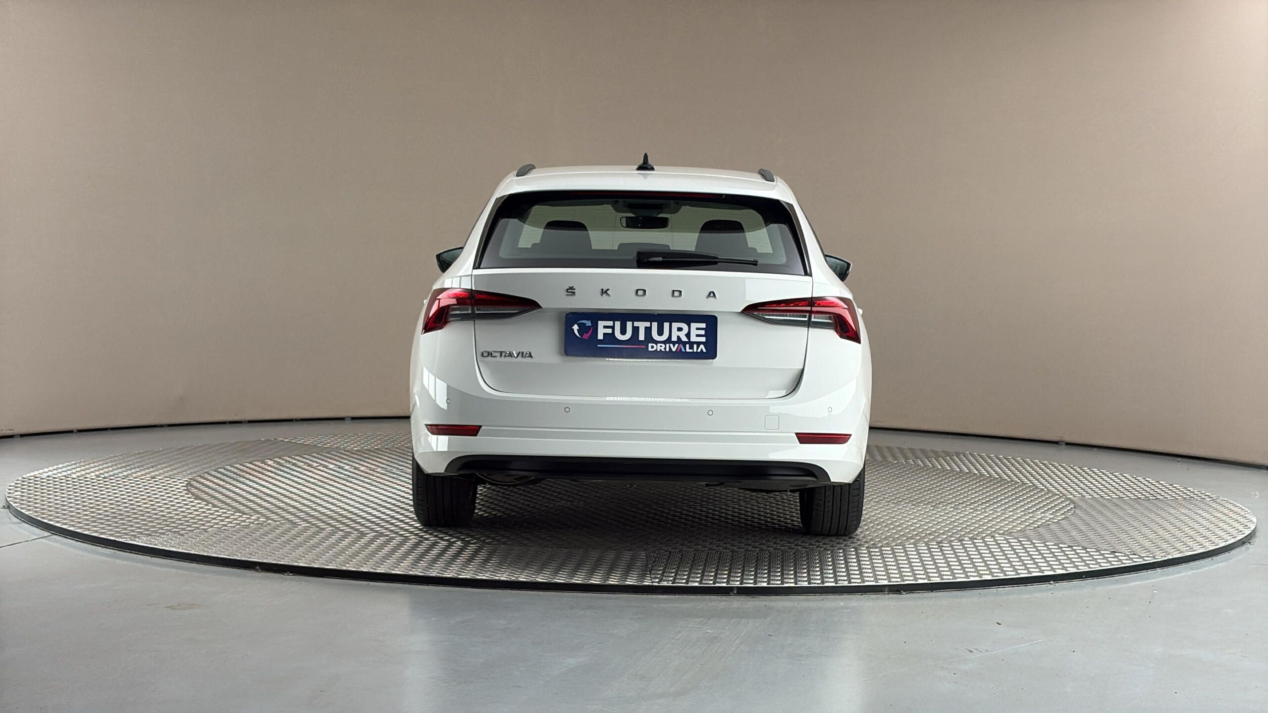 Škoda Octavia, 1.5 TSI Ambition Combi - fotka 5