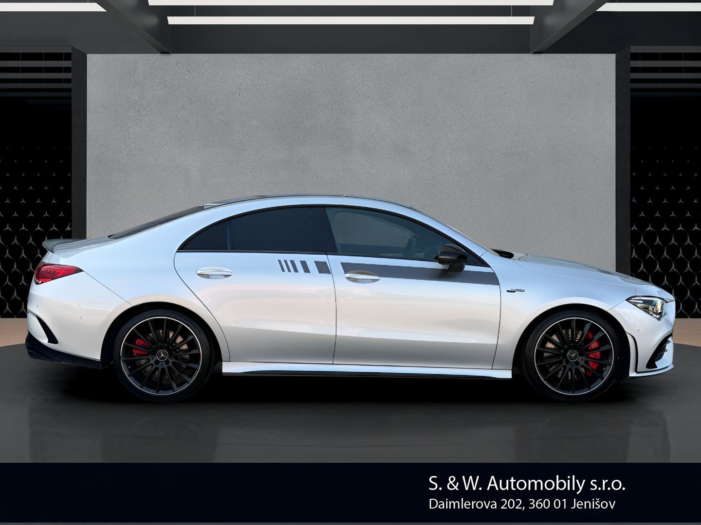 Mercedes-Benz CLA, 35 AMG 4MATIC Premium - fotka 4