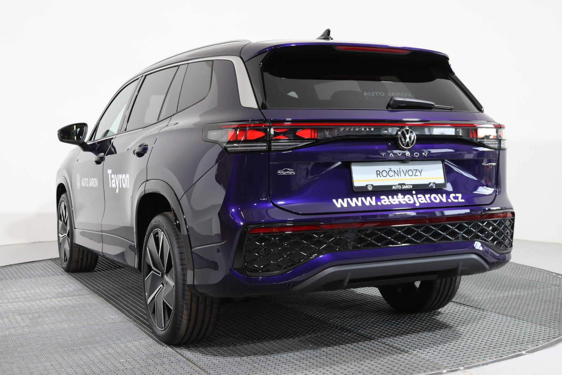 Volkswagen Tayron, R-Line People 2,0 TDI 142 kW 4 - fotka 3