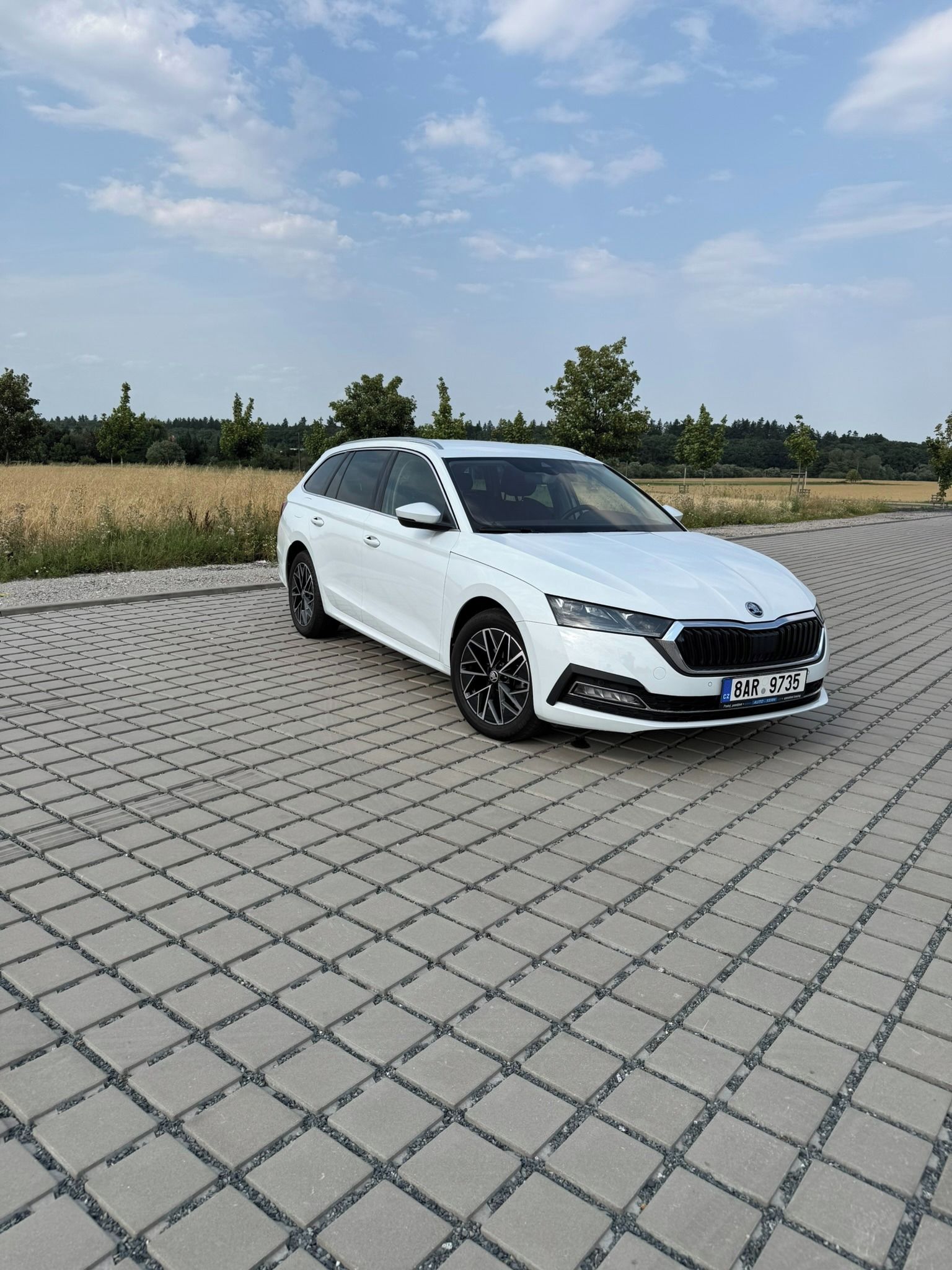 Škoda Octavia, Combi 2.0TDI 85kw Style Plus - fotka 3