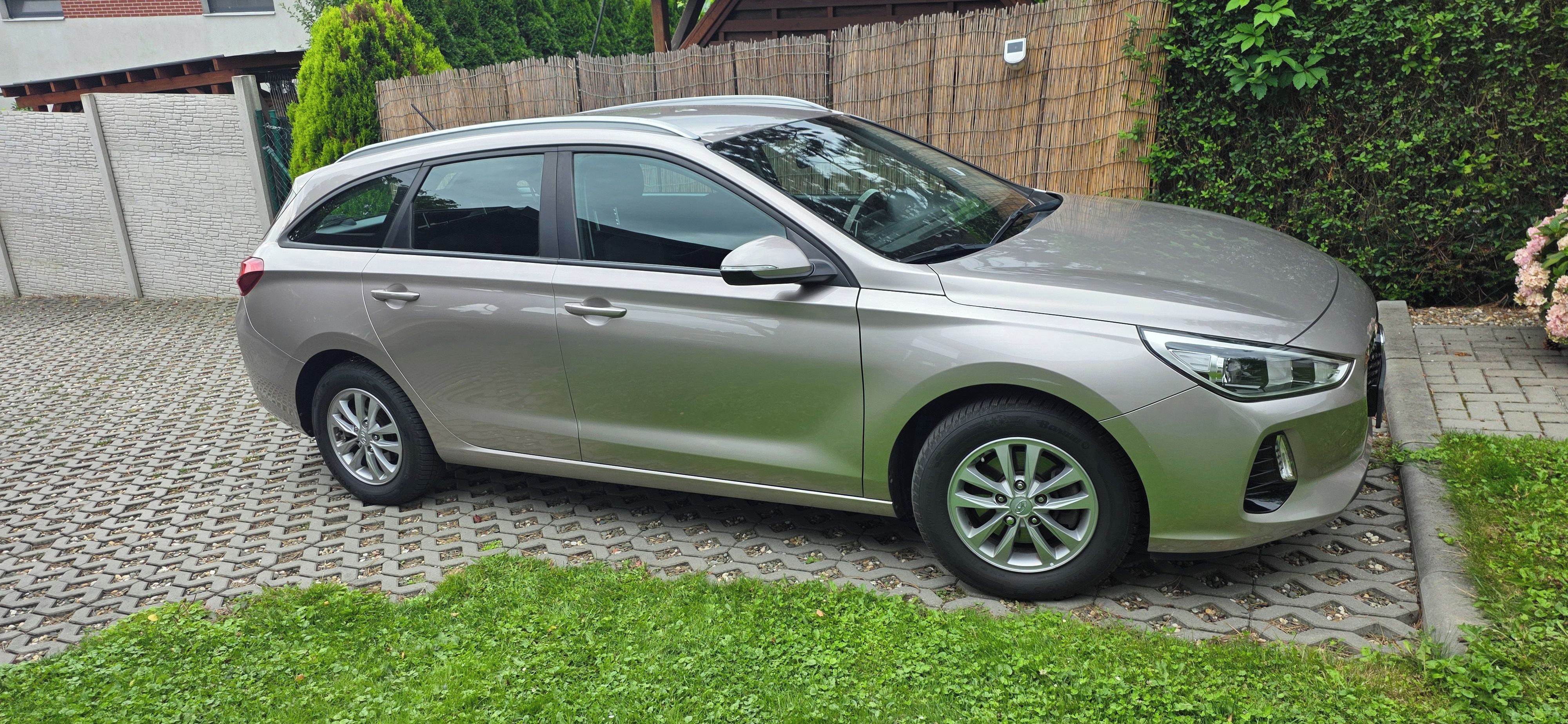 Hyundai i30, Hyundai i30 1.0 t-gdi
